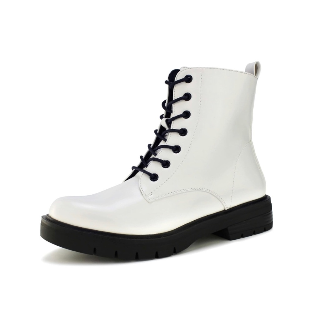 Levi strauss & co Girl Vegan Leather Platform Boot Size 5.5. New w/out box